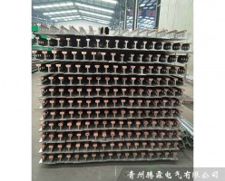 鋼極滑觸線
